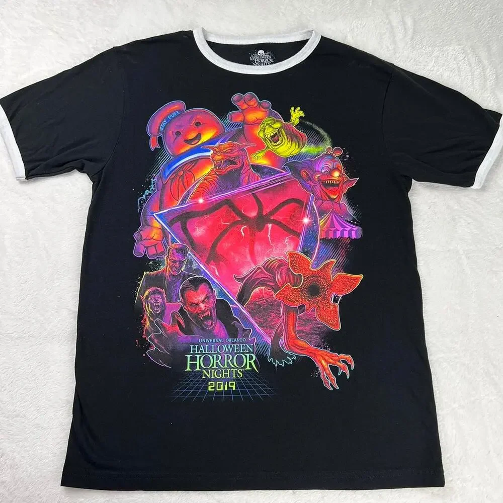 Universal Studios Halloween Horror Nights 2019 white ringer T-Shirt size Medium
